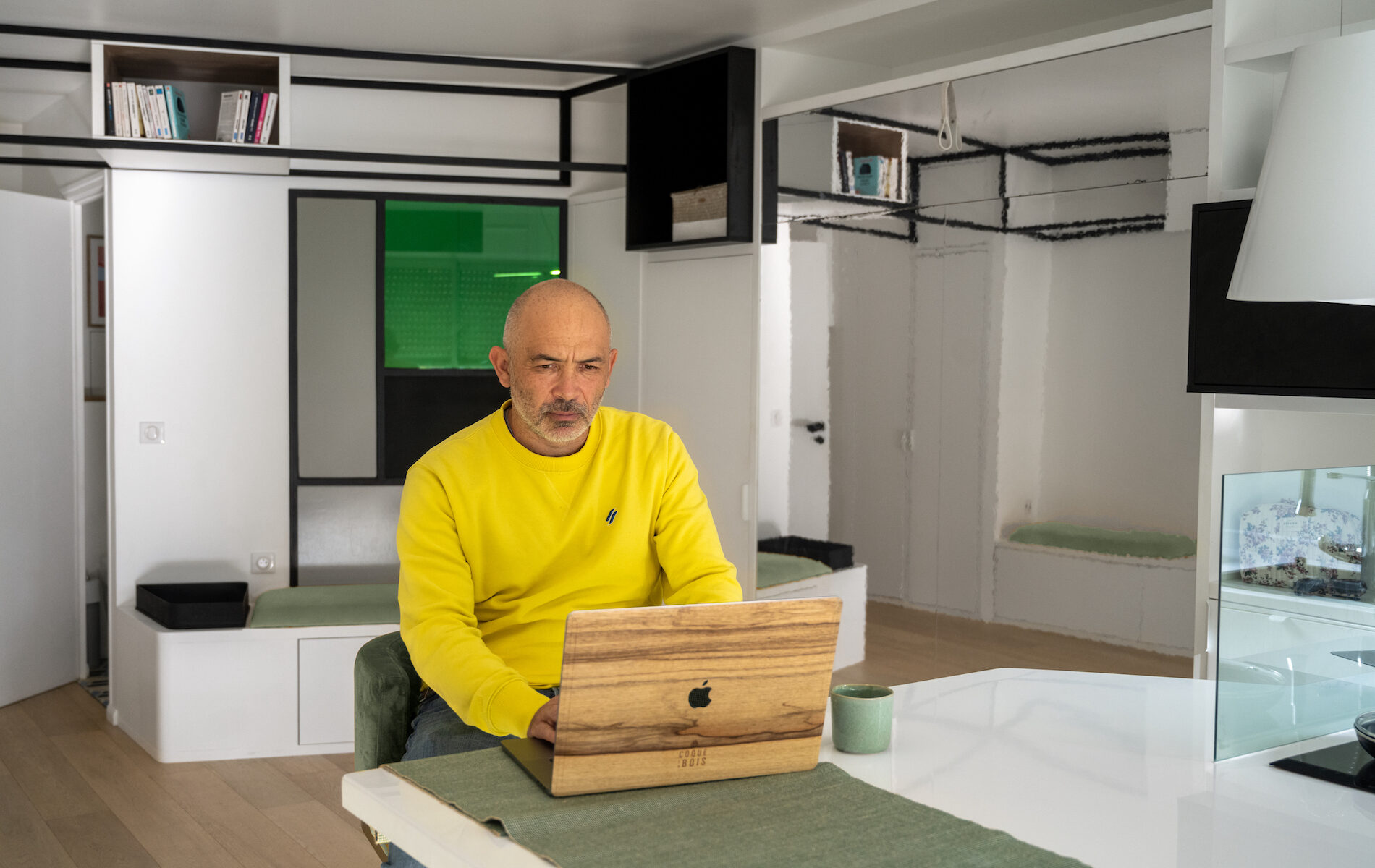 bureau ou cuisine une appartement multifonctions